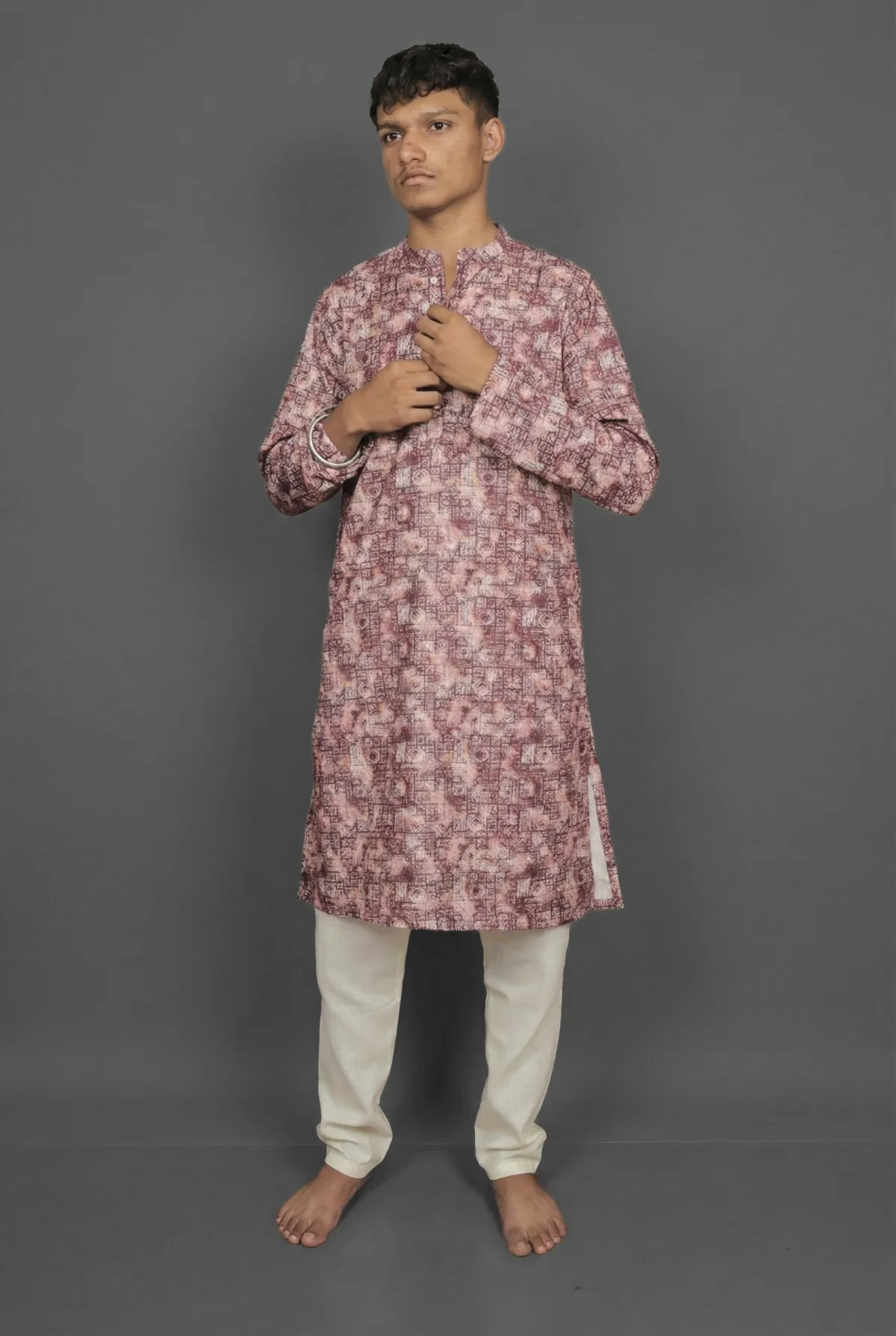 Crimson Blur Maroon Kurta view 4